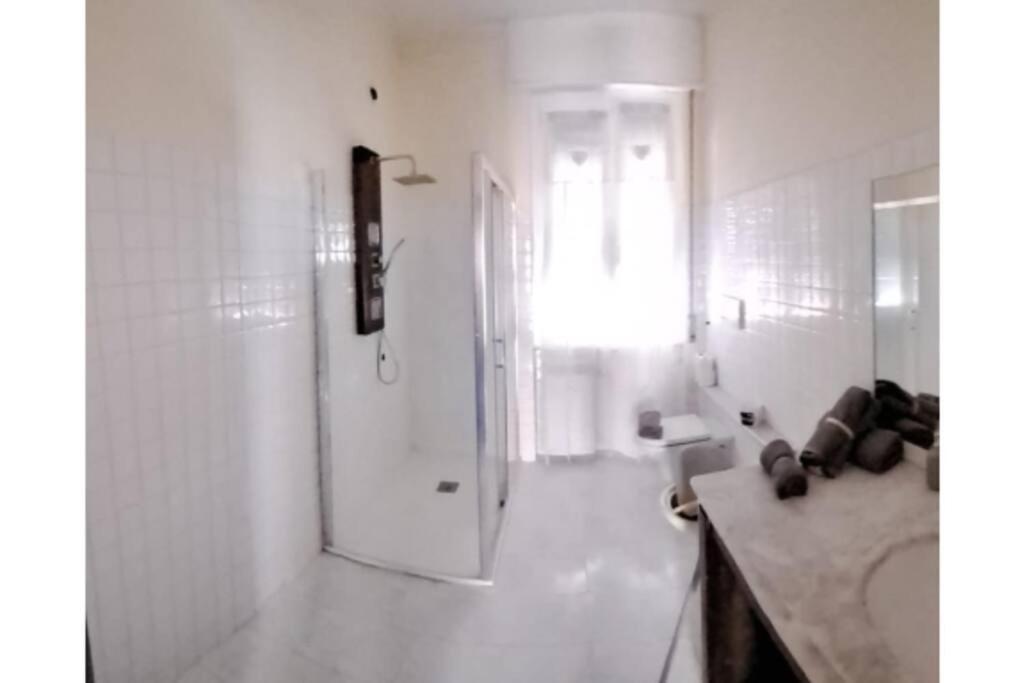 Elizabeth House Apartment Комо Екстериор снимка