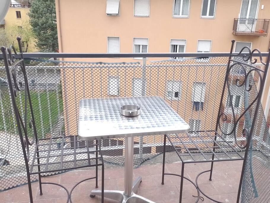 Elizabeth House Apartment Комо Екстериор снимка