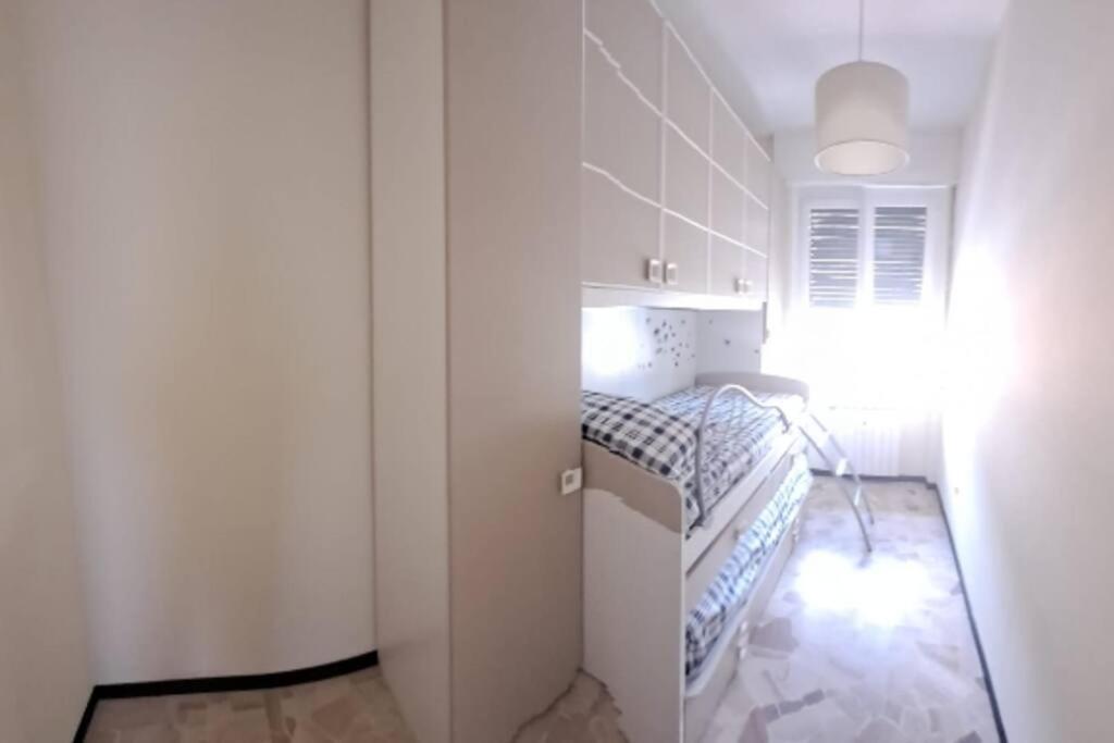 Elizabeth House Apartment Комо Екстериор снимка