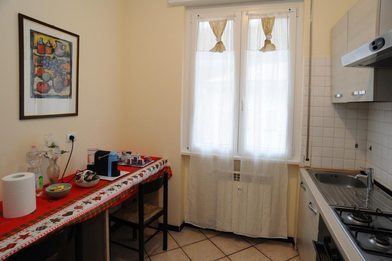 Elizabeth House Apartment Комо Екстериор снимка
