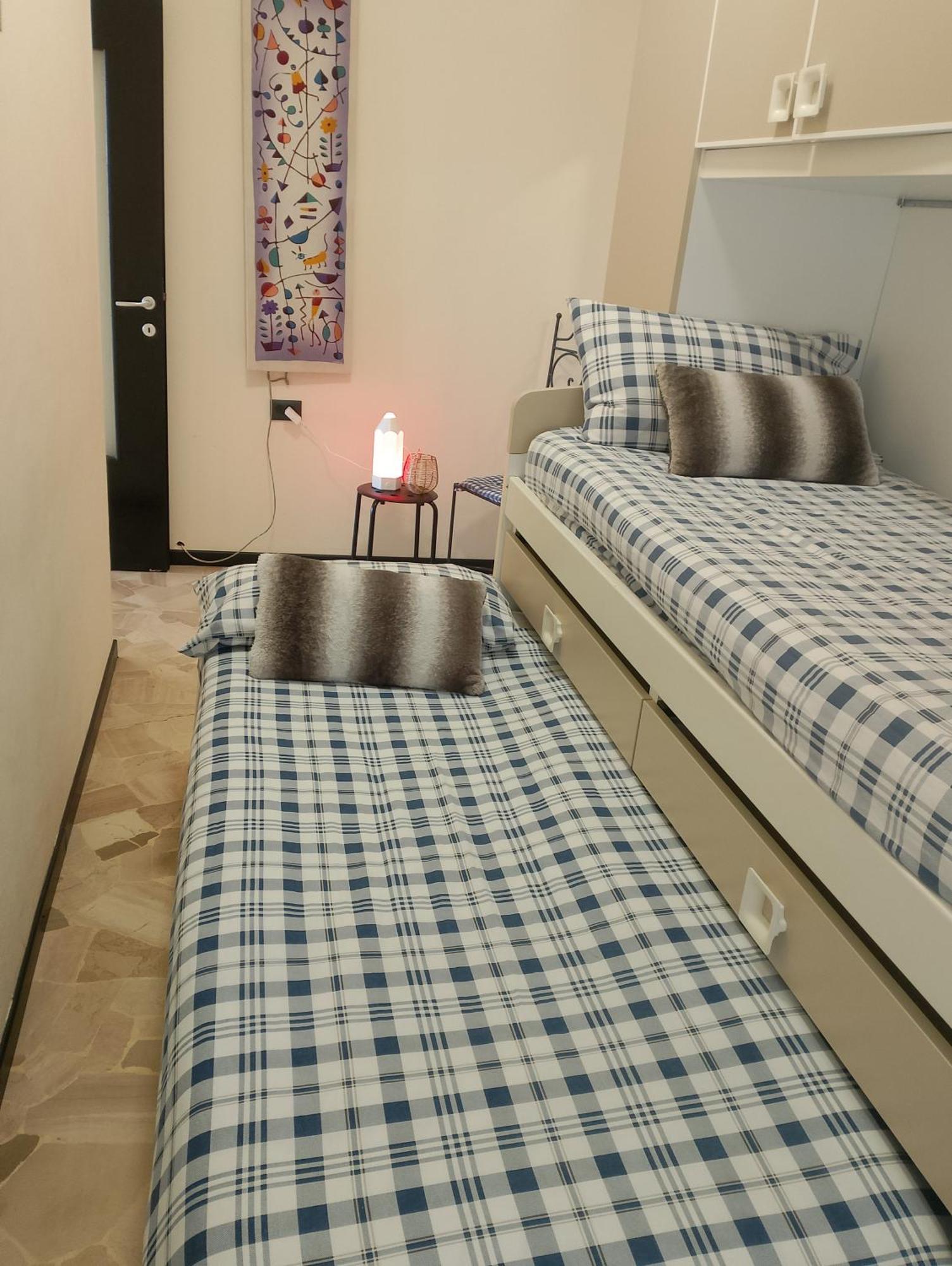 Elizabeth House Apartment Комо Екстериор снимка